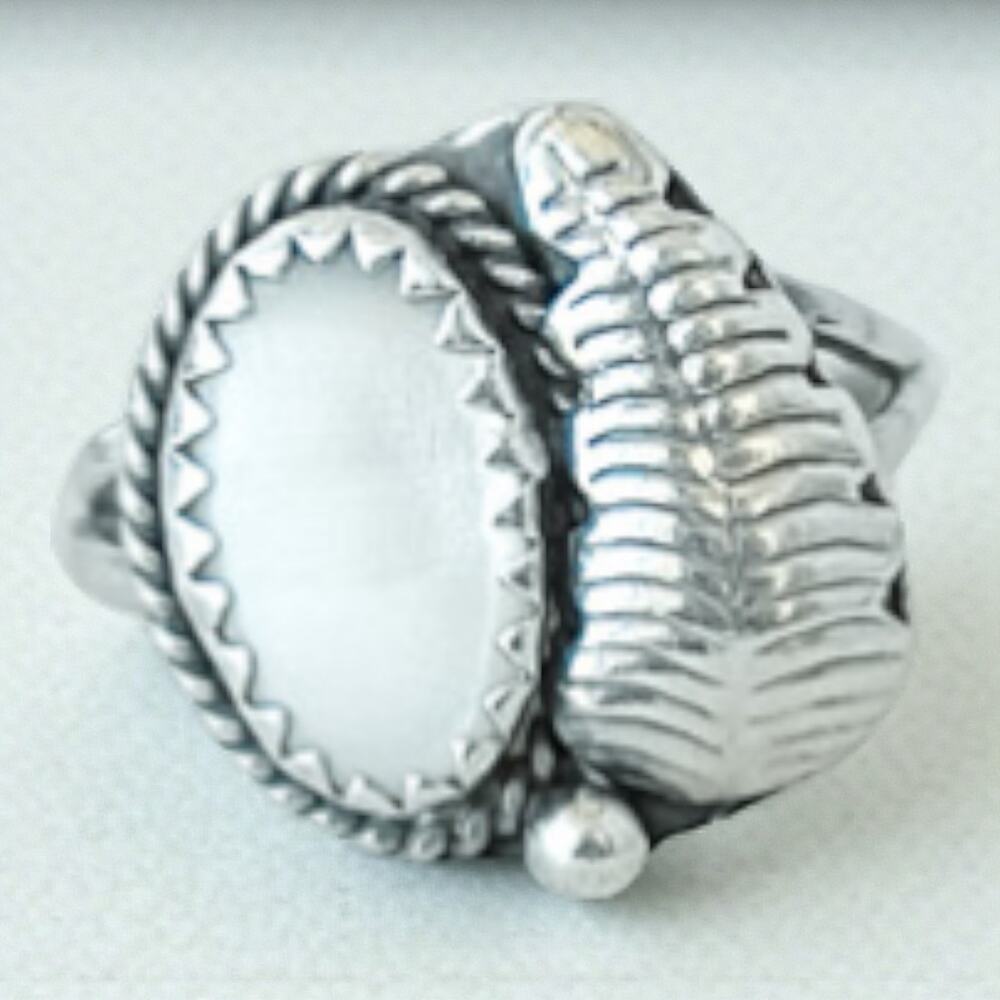 Sterling Silver 925 Mother of Pearl Feather Ring Southwestern Style Size 5